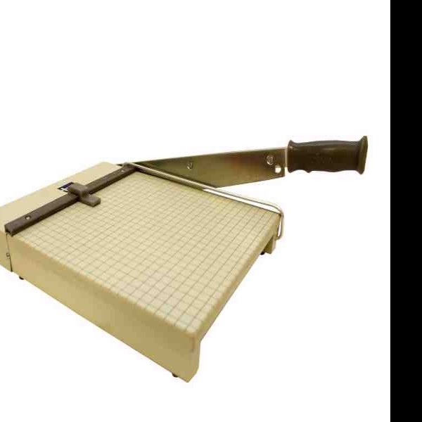 GUILLOTINA MAD. 12 30X30 CM. TRIMER 2000